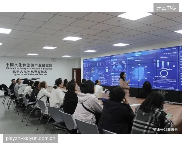 冗长的线下集训正在被淘汰，基于VR与线上平台的场景化培训方案，开始主导岗前准备工作